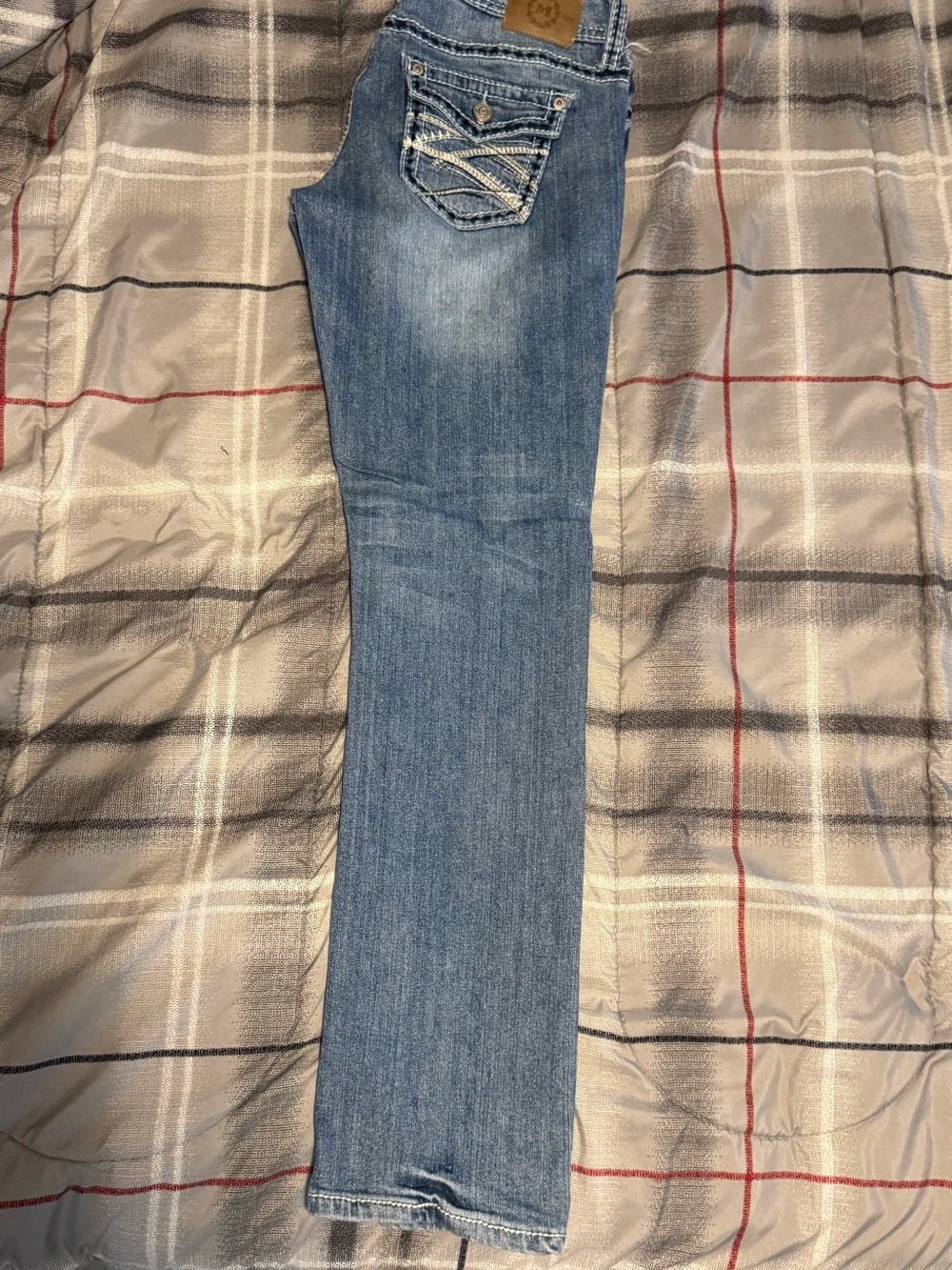Maurices Women's Light Blue Straight Leg Jeans with light destruction 7/8